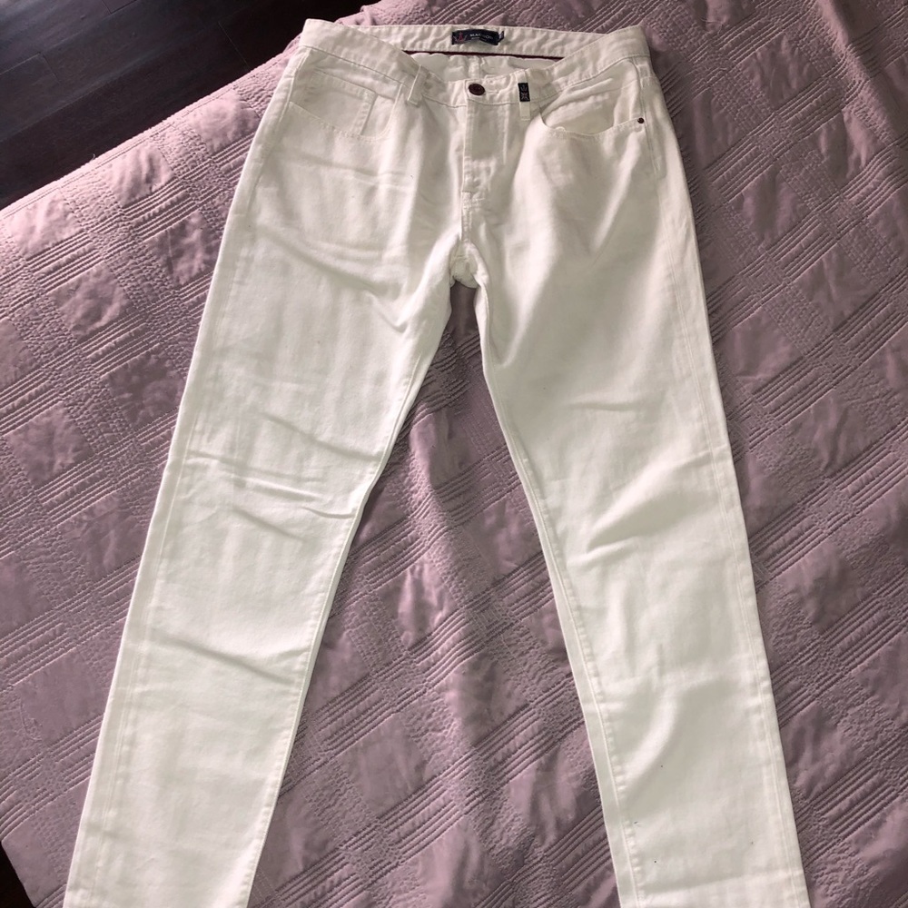 Macson Men’s White Jeans Size 44
